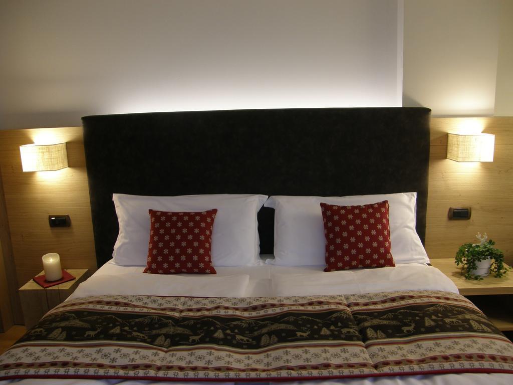 Parkhotel Ladinia San Vito di Cadore Rum bild