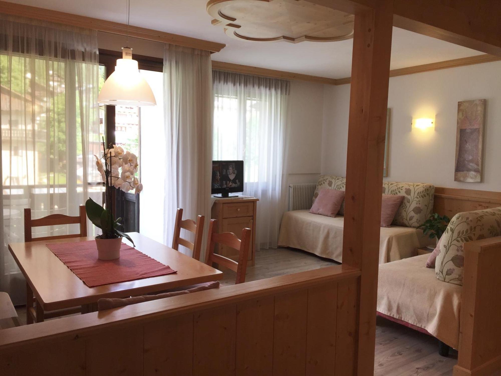 Parkhotel Ladinia San Vito di Cadore Rum bild